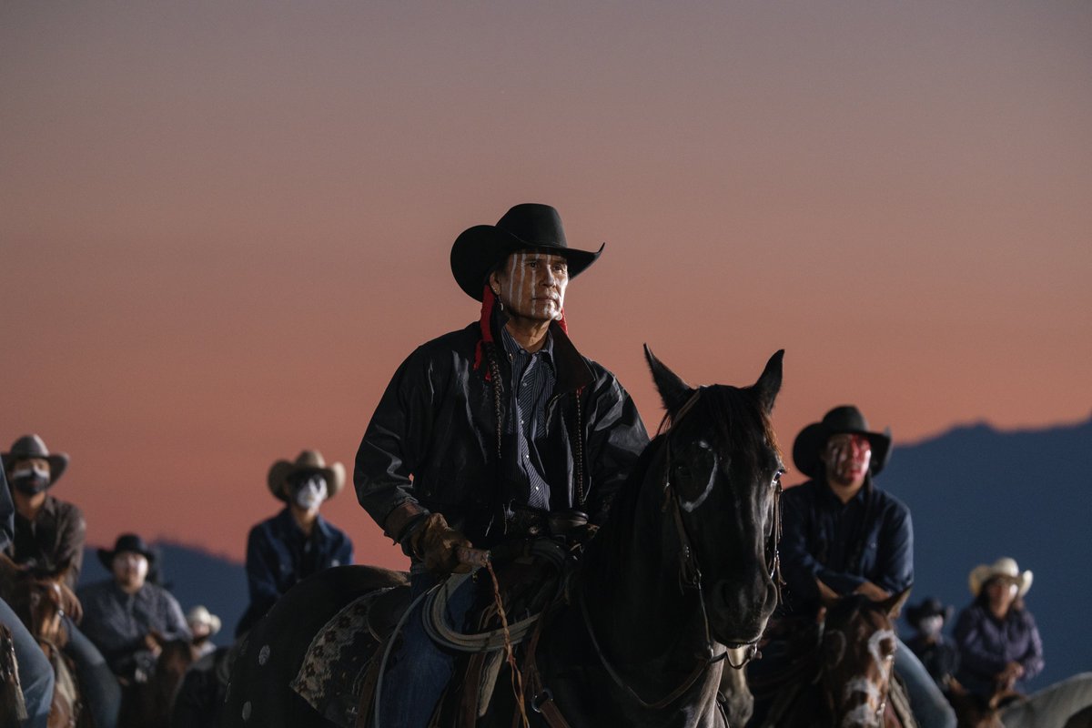 Yellowstone tweet media