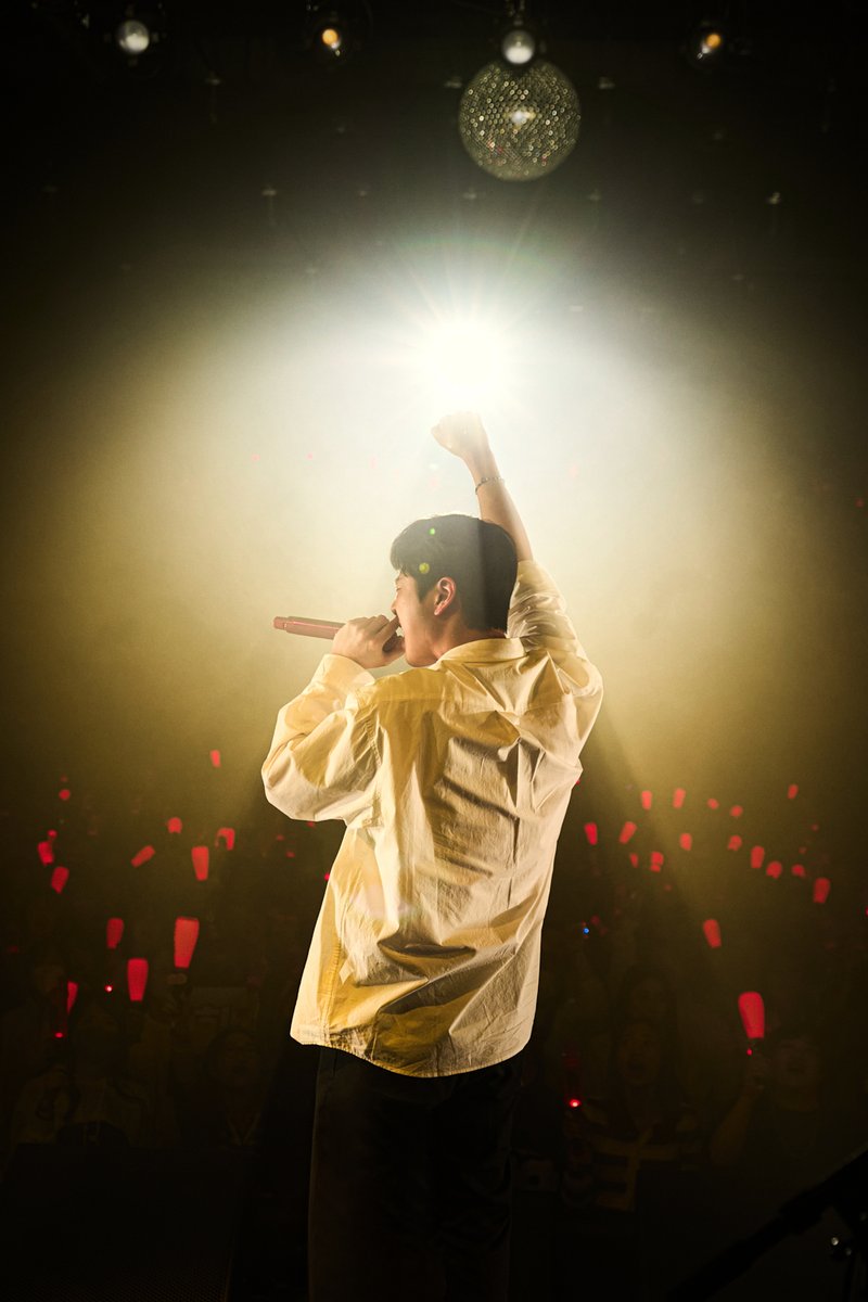 kbsworld_enter's tweet photo. 아이콘 구준회, 첫 日 솔로 콘서트 성료 “사랑과 감사 그 자체였다”
솔로+아이콘+커버 스테이지까지…다채로운 구성으로 채운 첫 솔로 콘서트
구준회, 드라마→콘서트로 이어가는 열일 행보 ‘올라운더 존재감 증명’

[사진제공 = 143엔터테인먼트]

#구준회 #아이콘 #iKON #JUNE #KooJunhoe https://t.co/TC7tUYdIlh