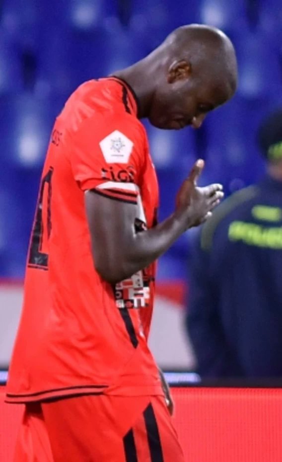 Undonjuanmas_'s tweet photo. Cómo vas a despedir a tu "idolo" Adrián Ramos cagandote en una Final faltando más de 10 minutos.

América de Cali, hoy cavaste tu propia tumba y Atlético Nacional el más grande te enterró.

¡CAMPEONES EN TU PUTA CASA!

🇳🇬🏆 https://t.co/HcfiRBJsrt