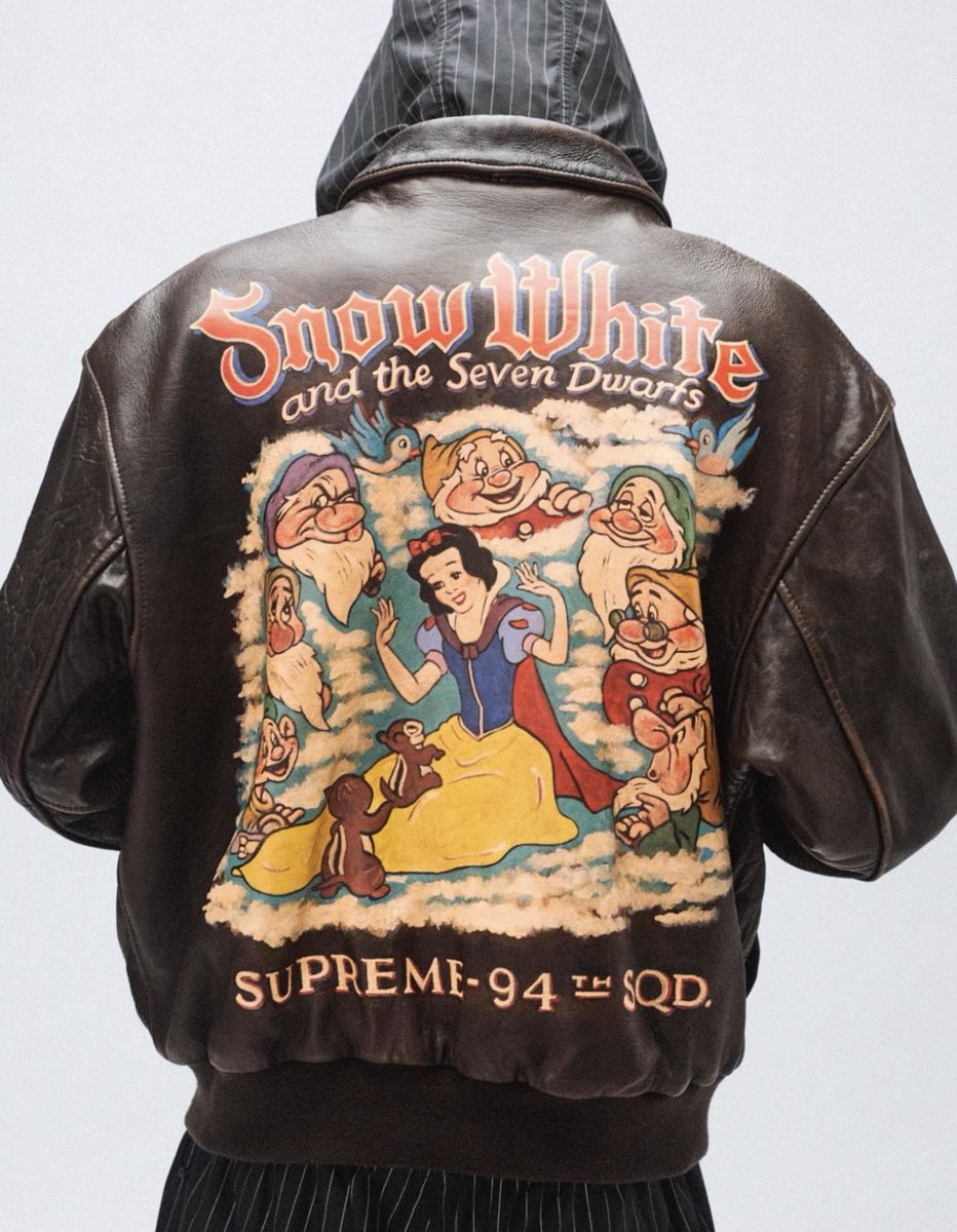wsspcompanyy's tweet photo. Supreme FW24 ilustrada pela Branca de Neve e os Sete Anões ❤️‍🔥 https://t.co/6aW552NJvF
