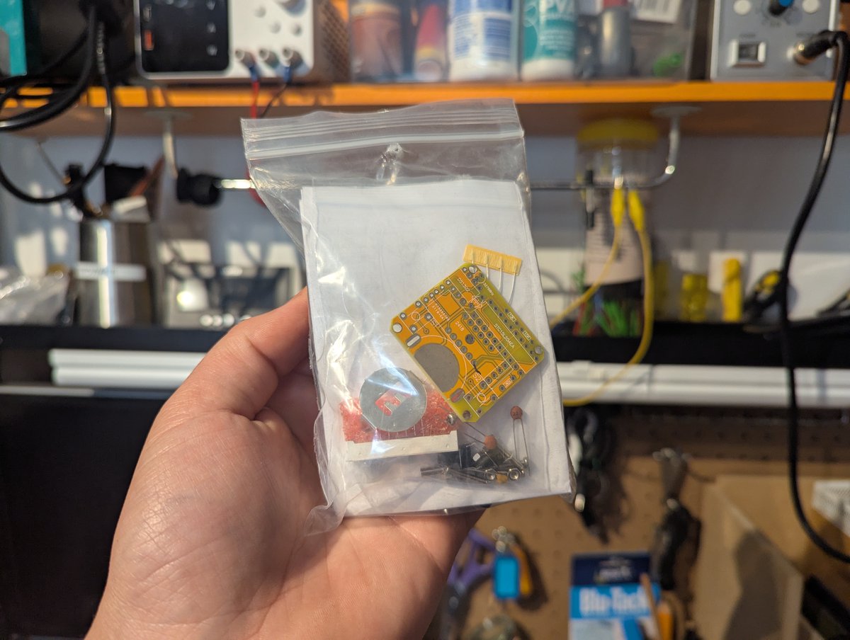 TinkTimeAU's tweet photo. Picked up another one of these digital watch kits! This time, it’s all about reverse engineering. Feels like the perfect simple project to dig into! I'll share my progress over the next few days, including PCB scans. Stay tuned! https://t.co/tcYYAyVEqp
