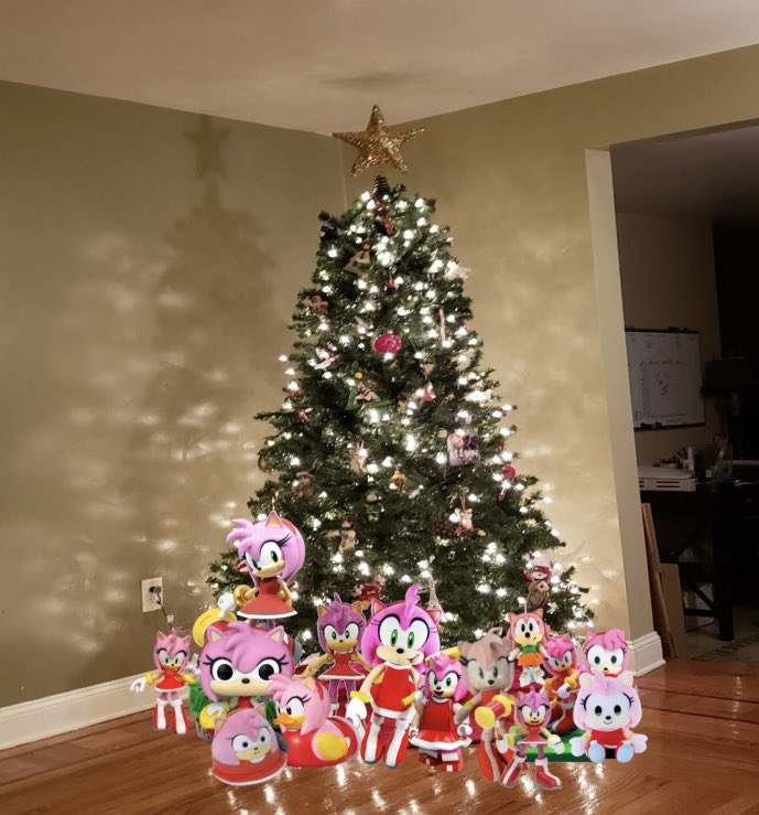 emzberry's tweet photo. All I want for Christmas… 🩷 https://t.co/sgsn3qsjm0