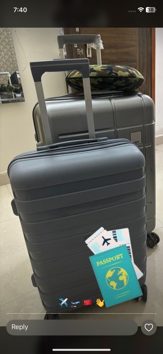 Groot2704's tweet photo. சீன தேசம் நோக்கி புறப்படுவோம் 🥳🥳🥳 🧳 🧭😎😎😎 #traveldiaries 
2025 நமக்கு பாம்பு,பல்லி கறியோடதான் போல ☹️ https://t.co/eKFm58nemB