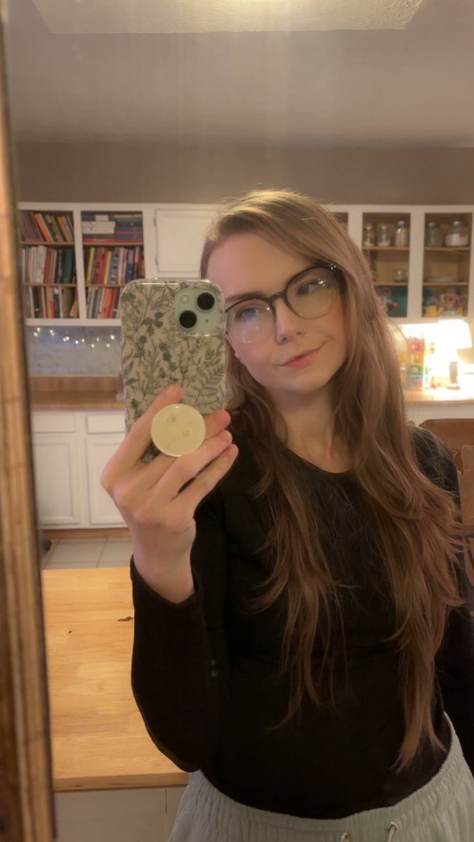 riann hale, alias (playoff edition) ☘︎ tweet media