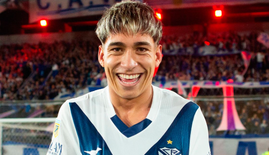 LaEterna10's tweet photo. Valentín Gómez - 21 años
Damián Fernández - 23
Christian Ordóñez - 20
Maher Carrizo - 18
Joaquín García - 23
Thiago Fernández - 20 
  
Todos estos productos de sus inferiores. El Vélez de los pibes gritó campeón. https://t.co/GvunIvpurW