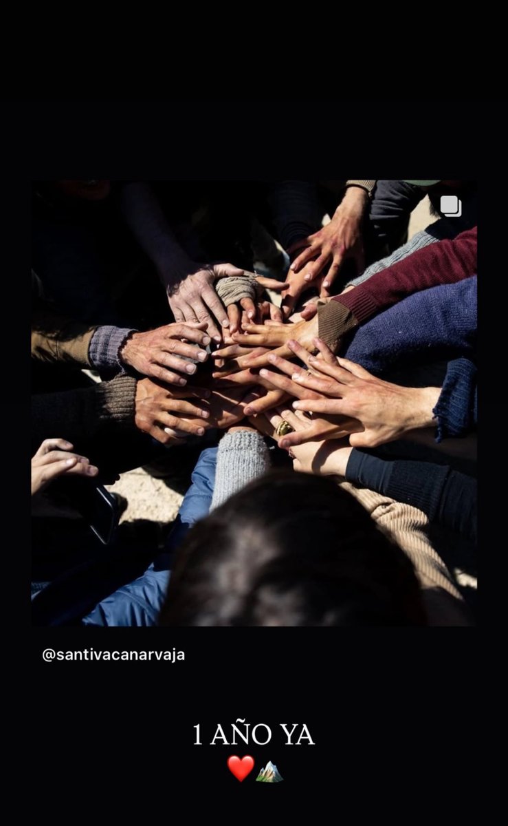 ✧･ﾟ📷: Santi en sus historias de Instagram!