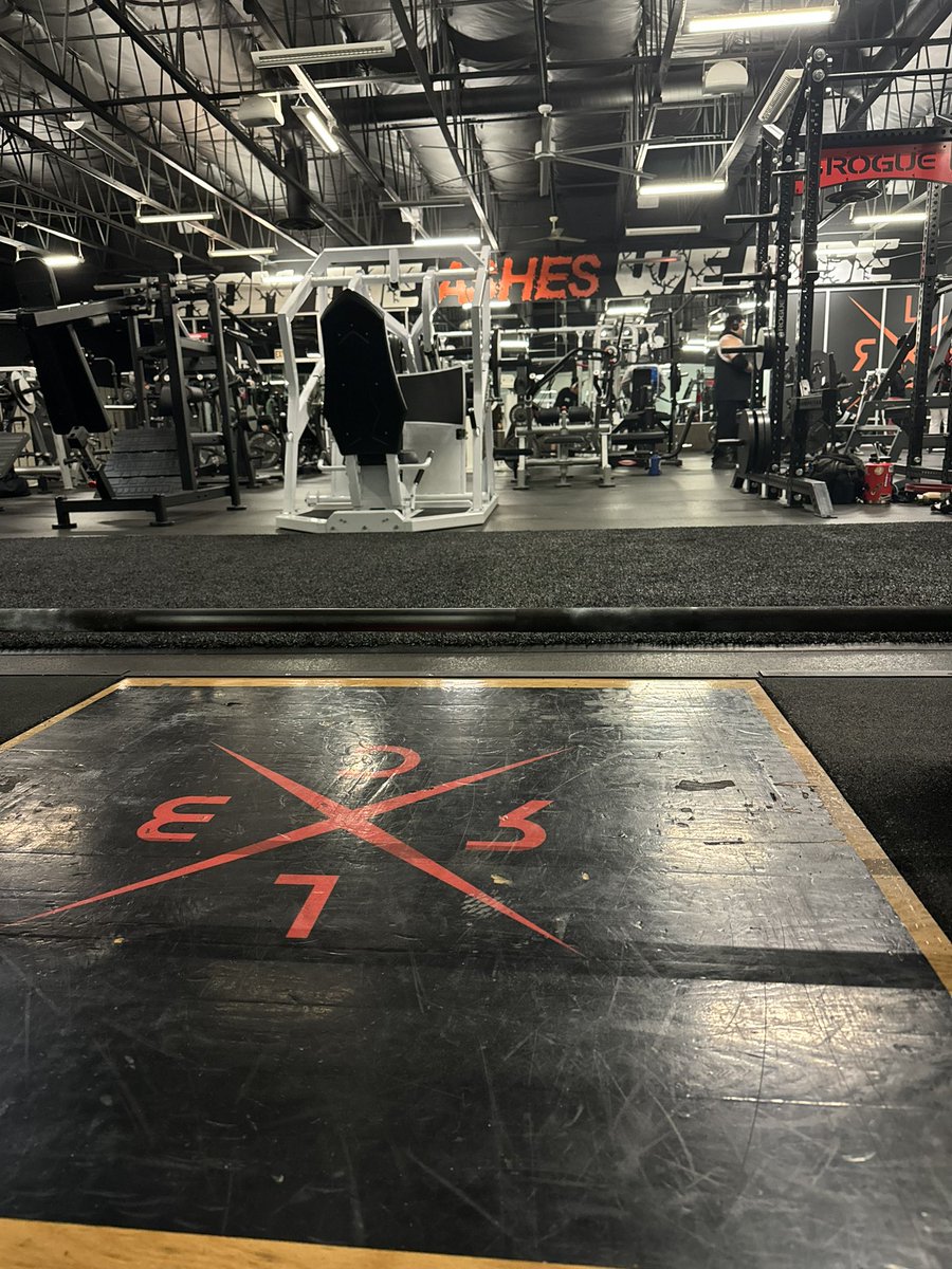 Mando21_'s tweet photo. Gym https://t.co/nXa6jle2i1