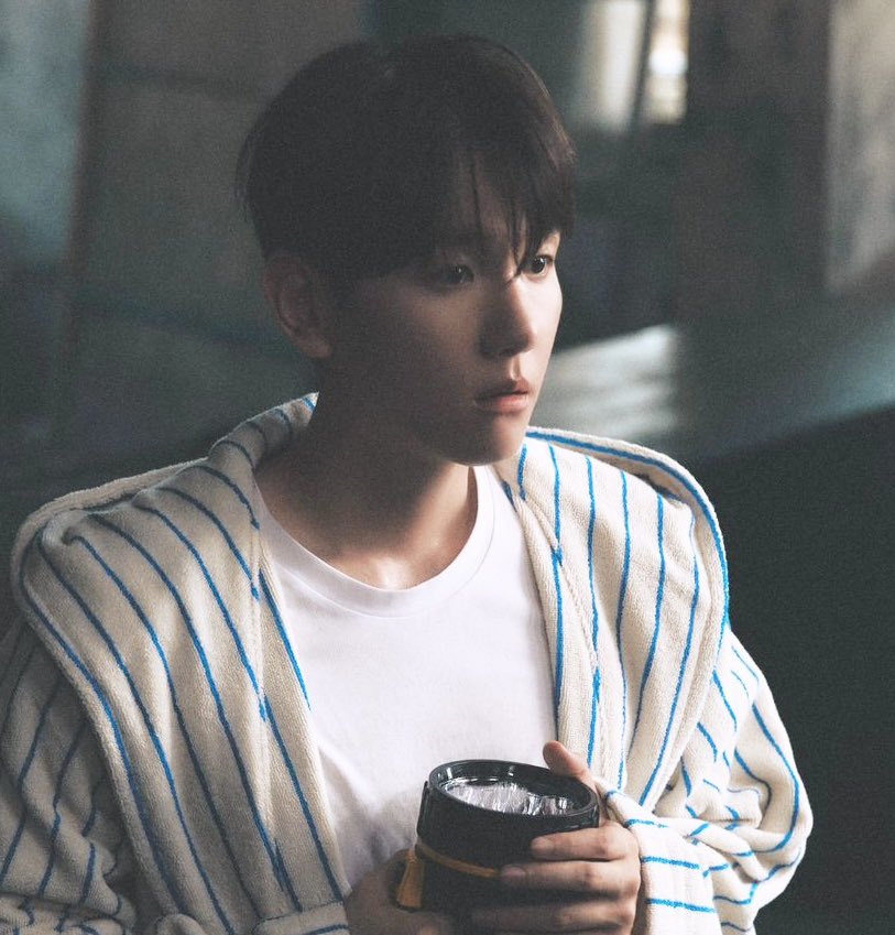 Asian Pop Music Awards 2024: People’s Choice Award
#APMA2024 #PineappleSlice #BAEKHYUN 
<a href="/APMAHK/">APMA OFFICIAL</a>