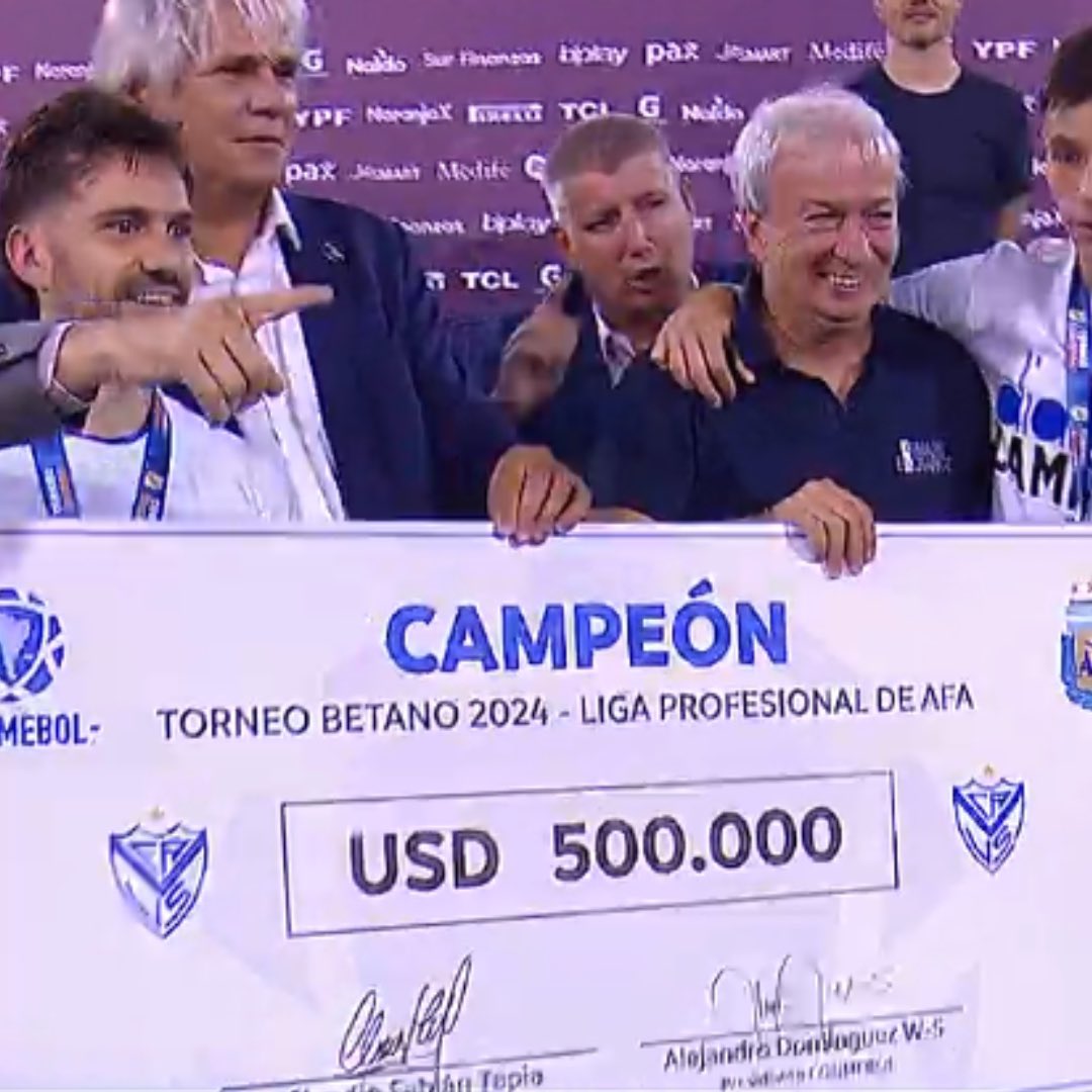 sudanalytics_'s tweet photo. 🏆💰 El premio de 500 MIL DÓLARES para Vélez por ser el CAMPEÓN del fútbol argentino. https://t.co/M8ZZCCdDKb