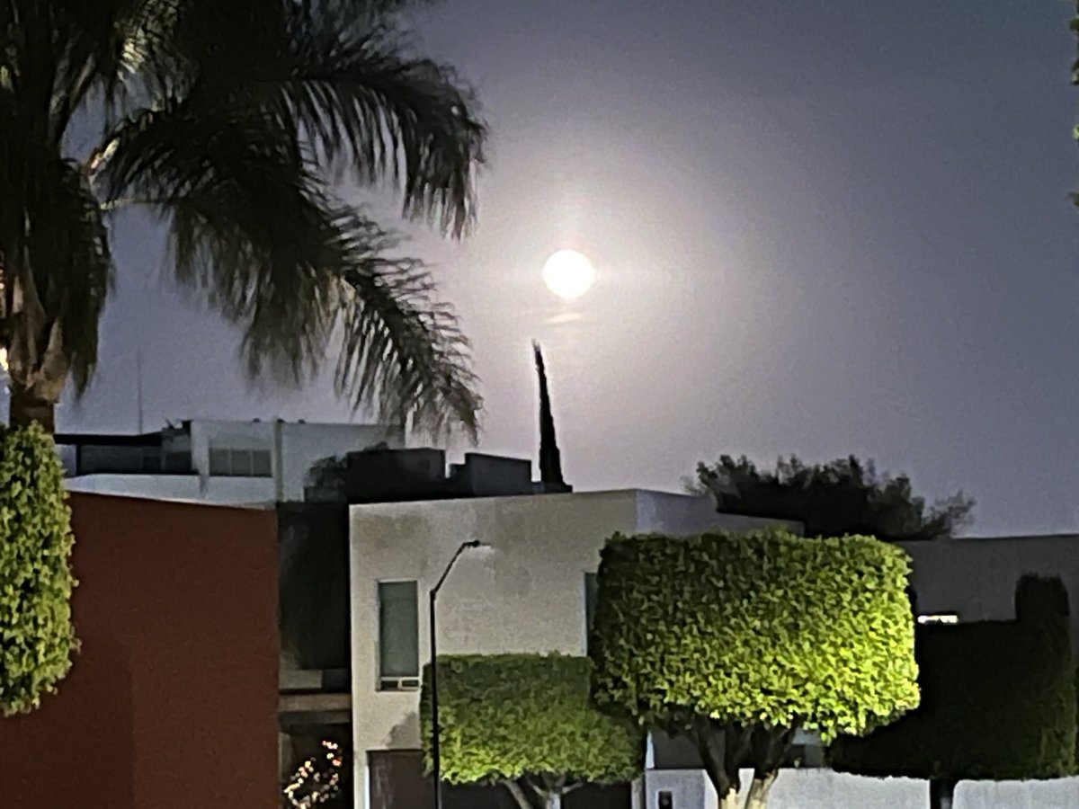 Qué #luna en San Andrés Cholula #Puebla!!!