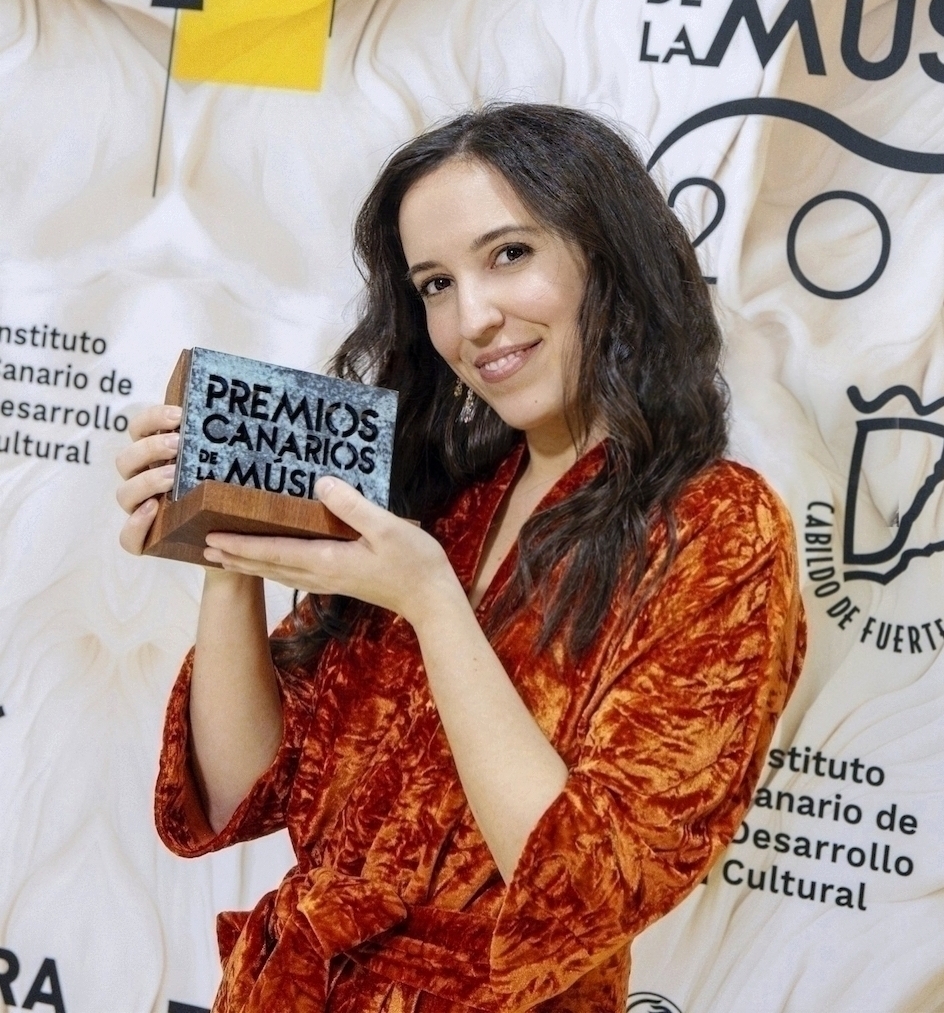 itsRebecaNuez's tweet photo. ¡Gracias #premioscanariosdelamúsica y enhorabuena a todos los premiados y nominados! 💛 https://t.co/8hEW2PNVlY