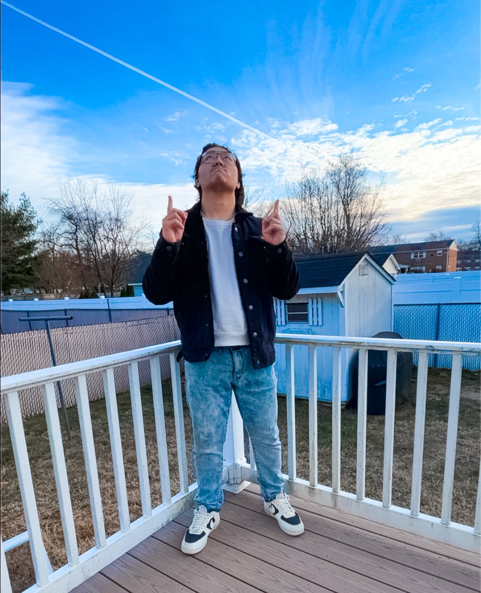 UmbreonMania's tweet image. Just Vibin Out 😊 Chilled December Skies ☁️ #fyp #letsgetviral #fyp2024 #decemberselfies #outdoorselfies #rateit1-10 #commentyourfavoriteone