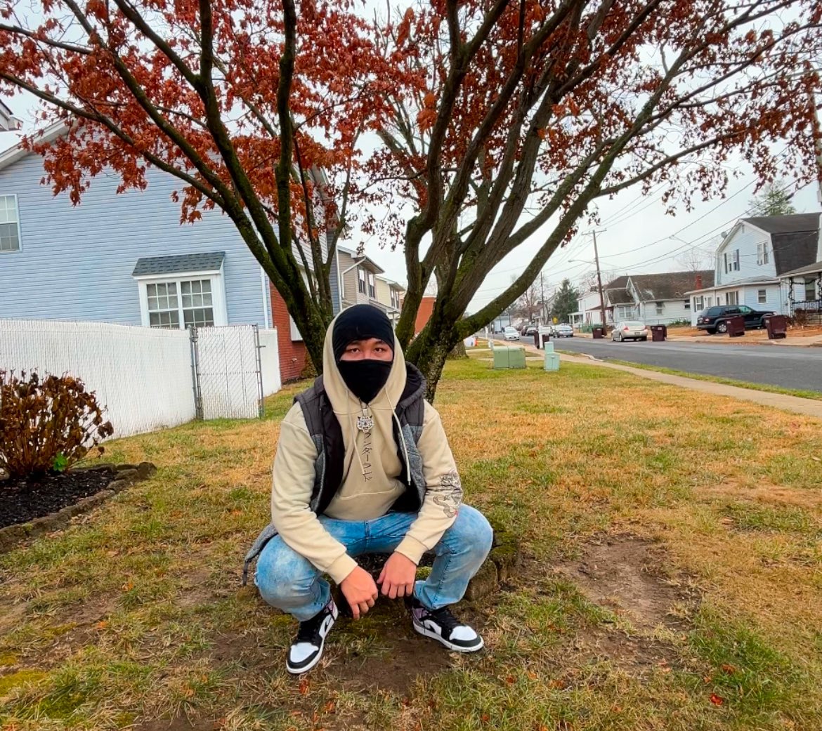 UmbreonMania's tweet image. Just Vibin Out 😊 Chilled December Skies ☁️ #fyp #letsgetviral #fyp2024 #decemberselfies #outdoorselfies #rateit1-10 #commentyourfavoriteone