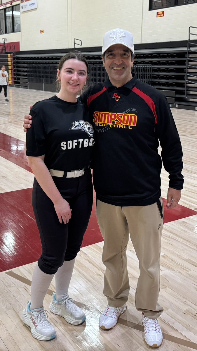 Ashley Sterling tweet media