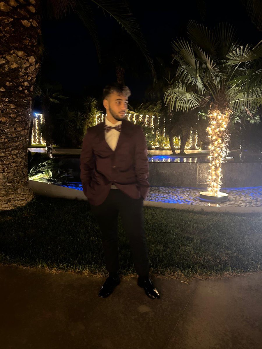 ClxudC_'s tweet photo. Felt cute might blablabla https://t.co/W9q47sEDSt