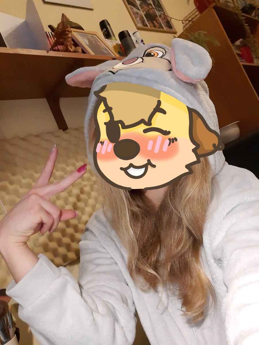 LexitheOtter's tweet image. Got my first onesie :3🐰