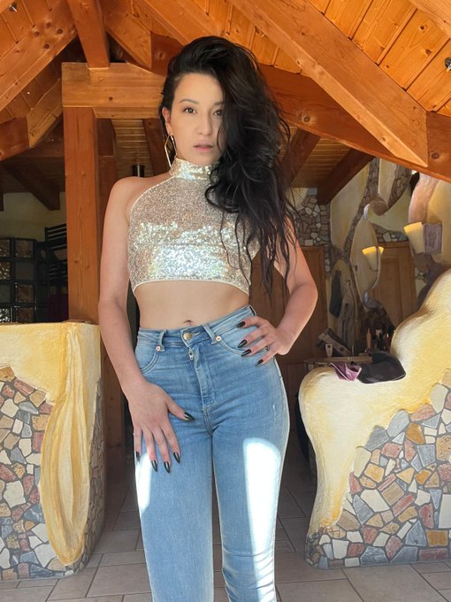 seductive_latina