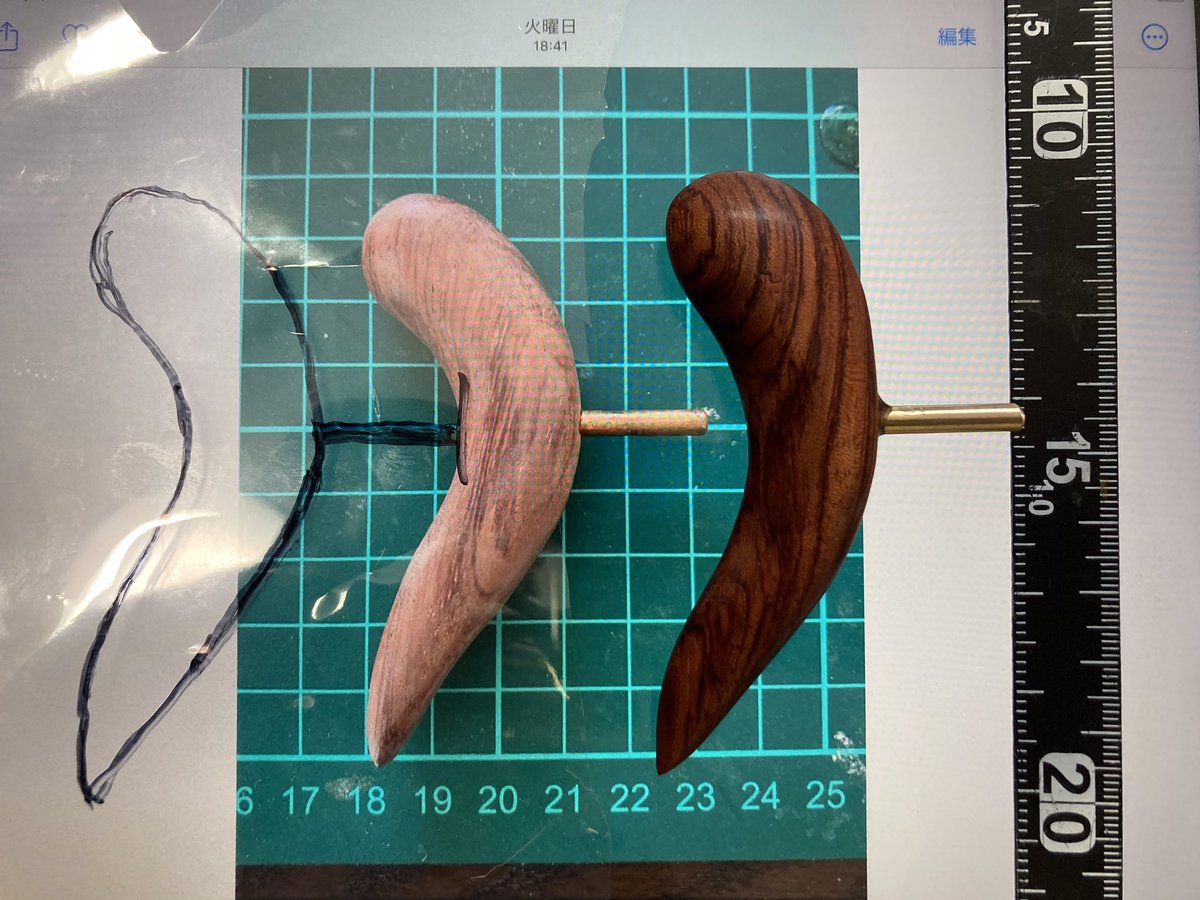 traum423's tweet photo. フルオーダーいただいた工房製品のハンドレスト何とか形にできた(^_^; https://t.co/OTKrICeI8Z