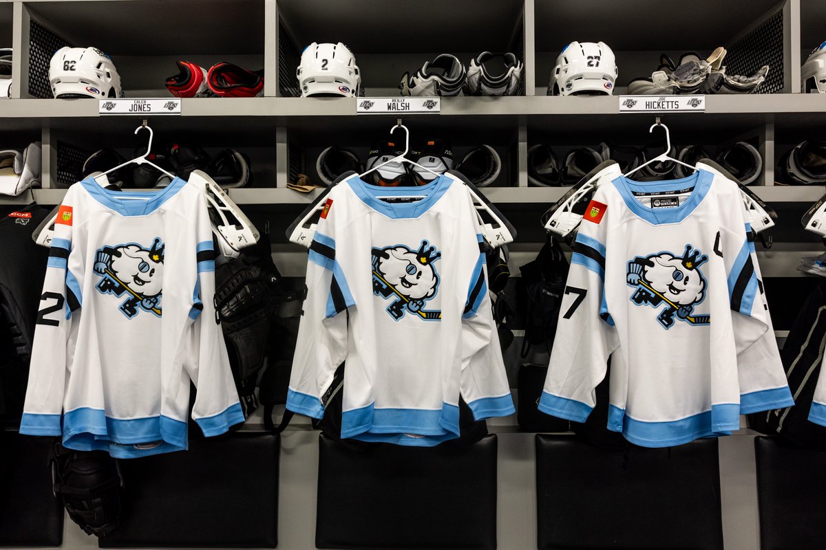 ontarioreign's tweet photo. Who’s grabbin’ a game-worn jersey tonight?
🔗 https://t.co/XTIN3vNI1p
#RainTrain https://t.co/ZKfILpzDa2