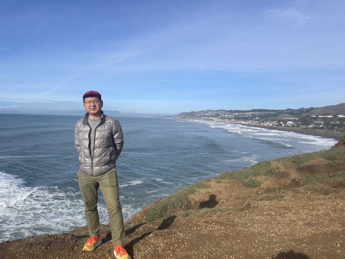 TomNakamura's tweet photo. First visit to #MoriPoint in @Pacifica, one of the closest #trails to #SanFrancisco. Read that #archaeological survey revealed a shell midden which demonstrated #NativeAmerican habitant. Today, it was full of hikers and day strollers with children or dogs. #貝塚 #太平洋 https://t.co/RhrnD7MrT3
