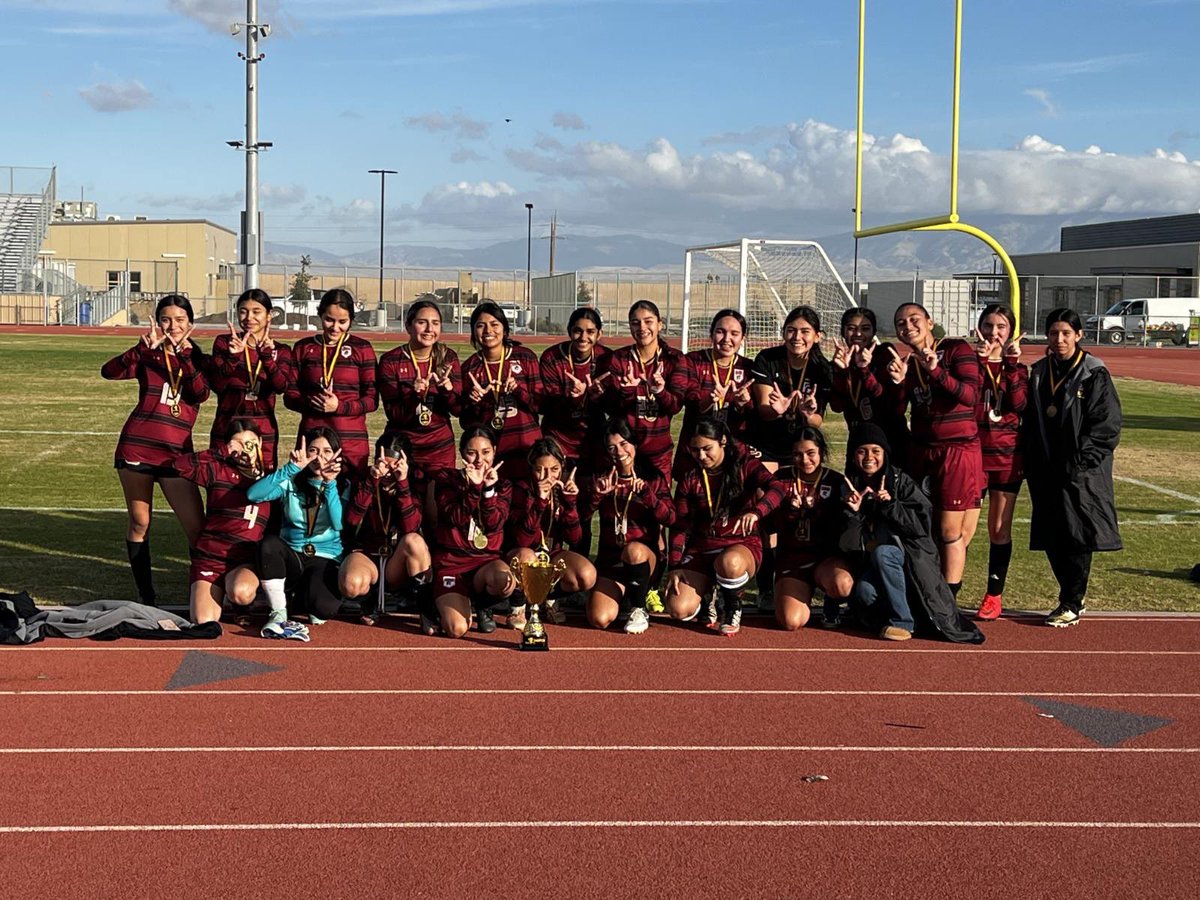 CCHS TITANS tweet media