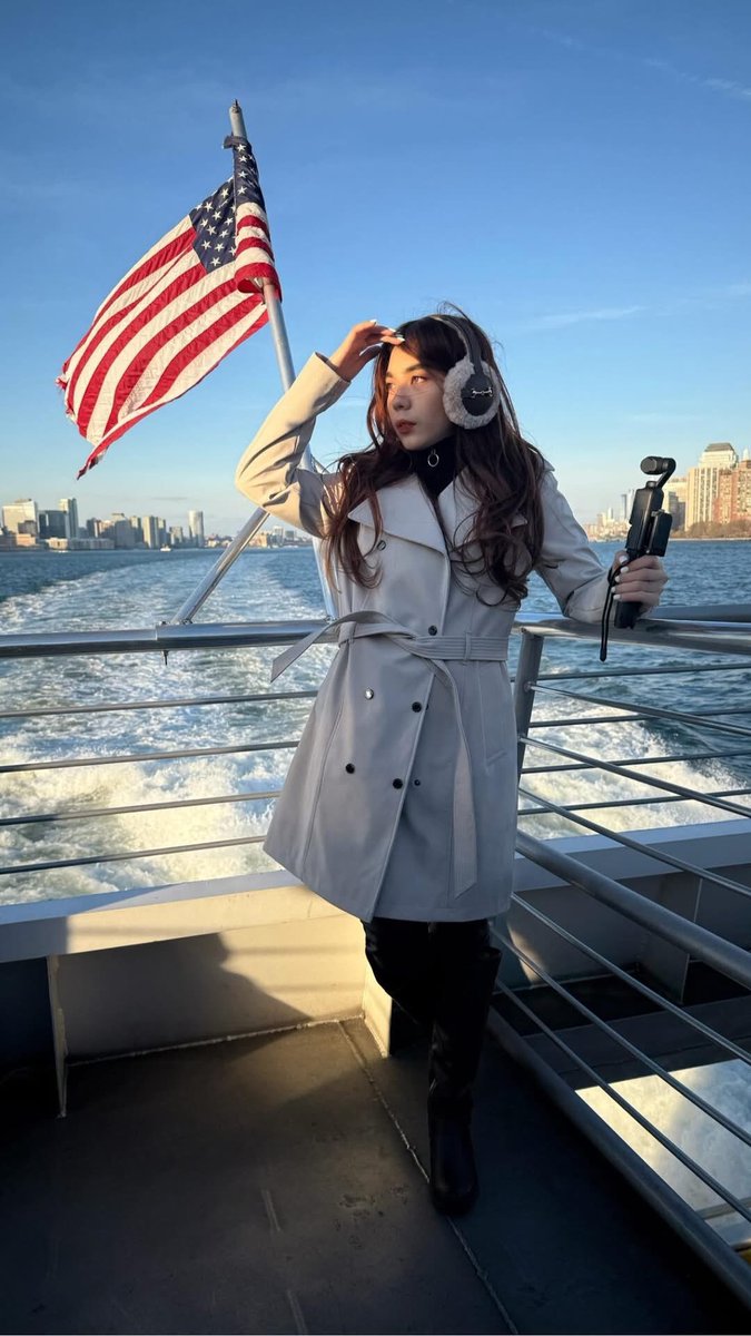 AliceDeLeon_'s tweet photo. 📍🇺🇸🗽 https://t.co/x6z2zgEJiH