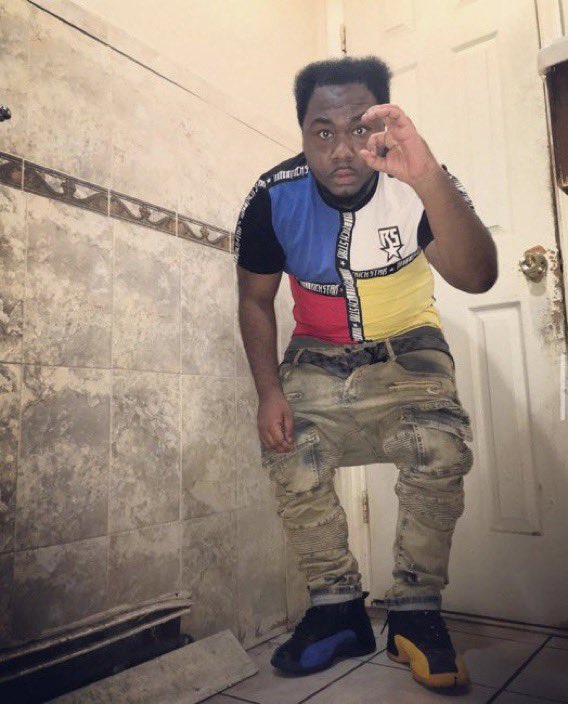 bondyinhiding's tweet image. went 34/5 as peni #ace #chillz