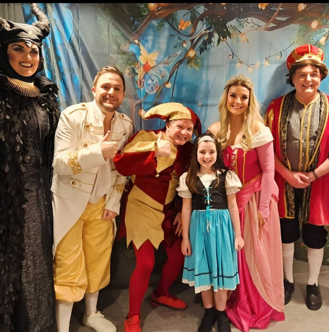 Brian Lowry tweet media