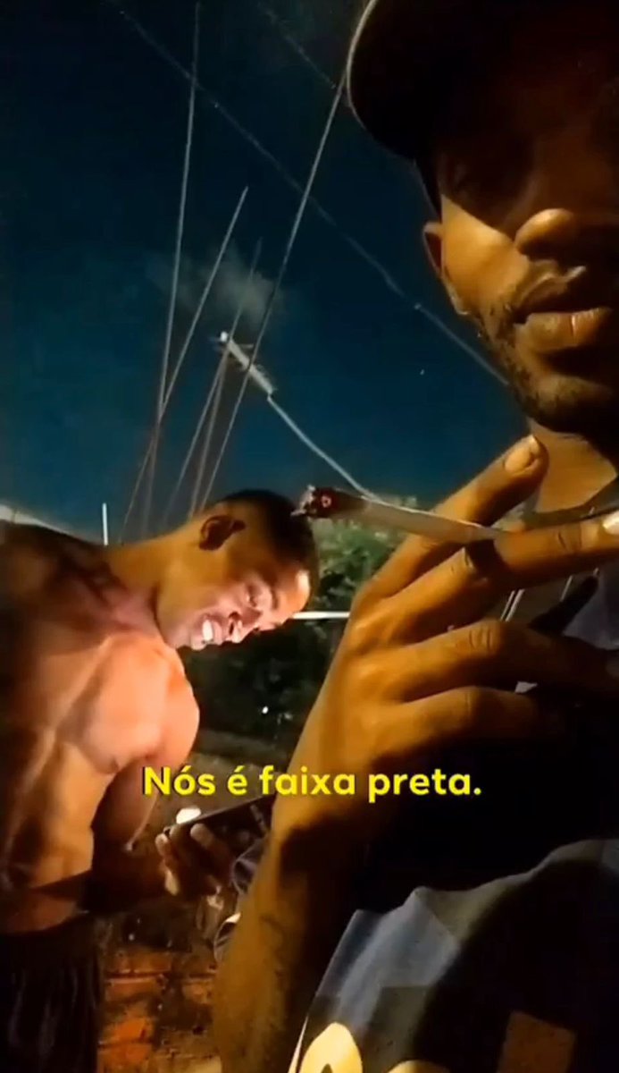 DaviBryan14's tweet photo. A distância causa saudade, mais já mais o esquecimento eterno jangadinha 🖤 https://t.co/zLnWOfAexc