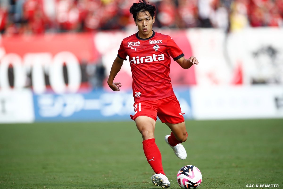 roassoofficial's tweet photo. 【トップチーム】
#ロアッソ熊本 では、#三島頌平 選手 #豊田歩 選手 #べジョンミン 選手 #藤井皓也 選手と2025シーズンの契約を更新いたしました。
https://t.co/EQnFAFdNJE https://t.co/ipQllOkEBE