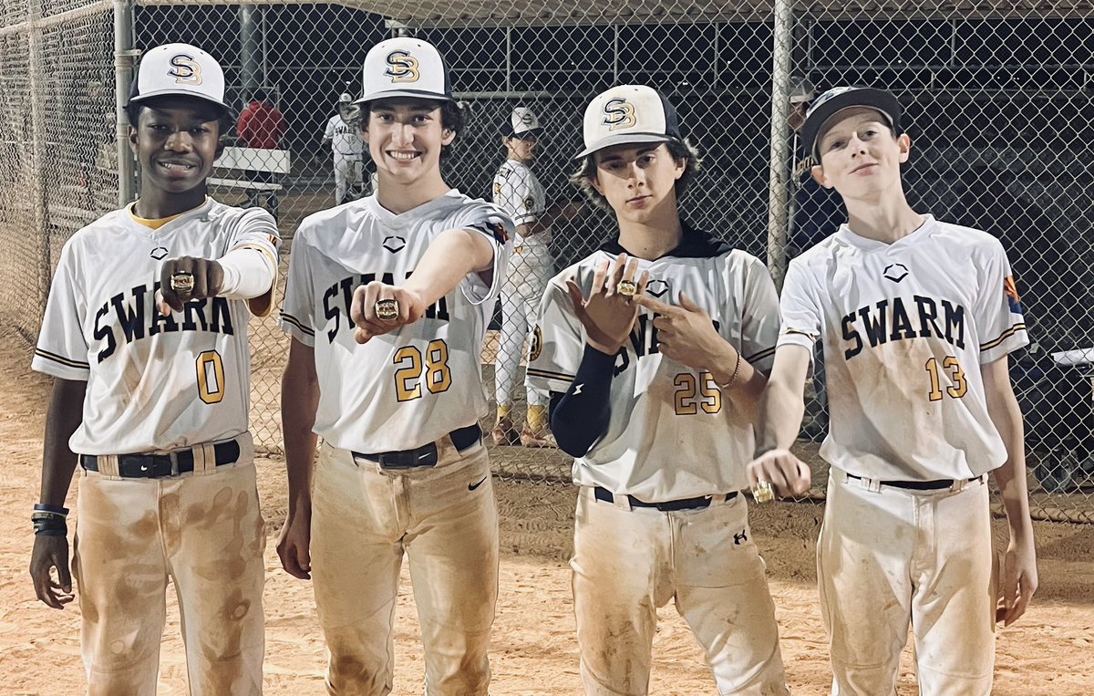 Kaicooks3's tweet photo. Tournament win to end fall ball 🐝🐝🐝 https://t.co/otRIBRuZWD