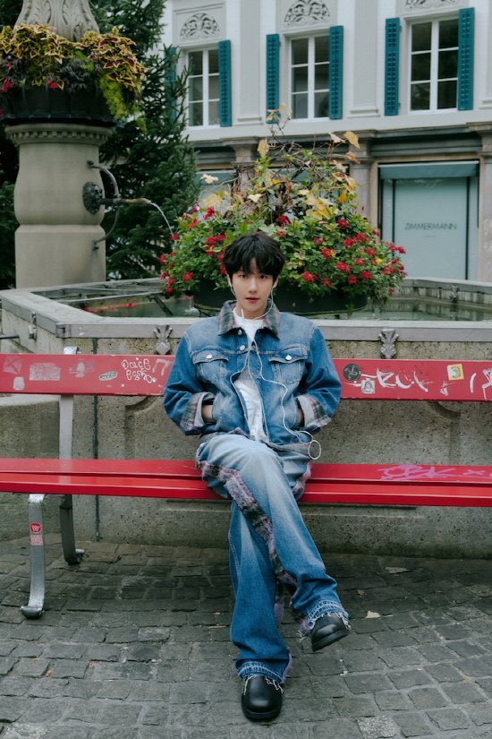 EXO Baekhyun, A perfect vacation at Switzerland 