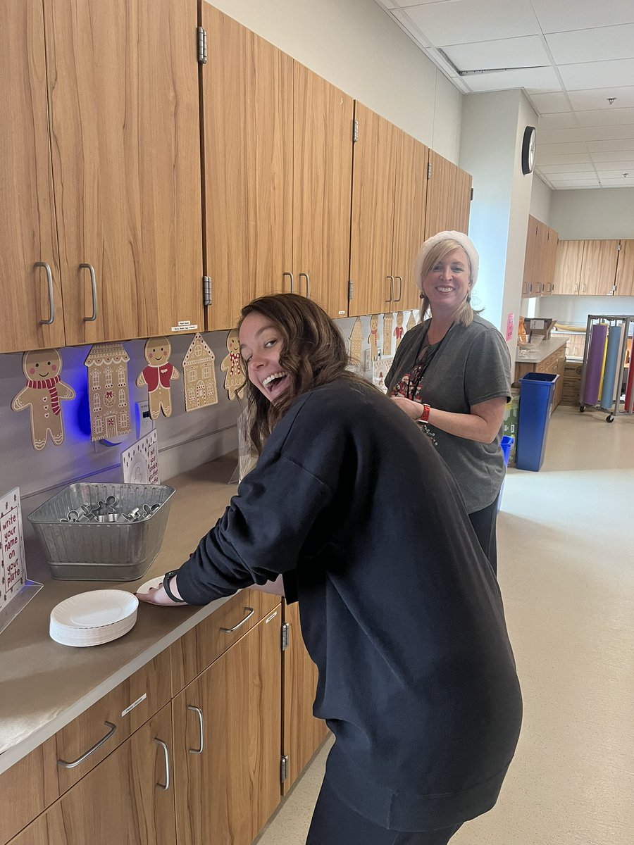 It’s been a December to remember! Snow much fun happening here at Lee! #RJLyear11