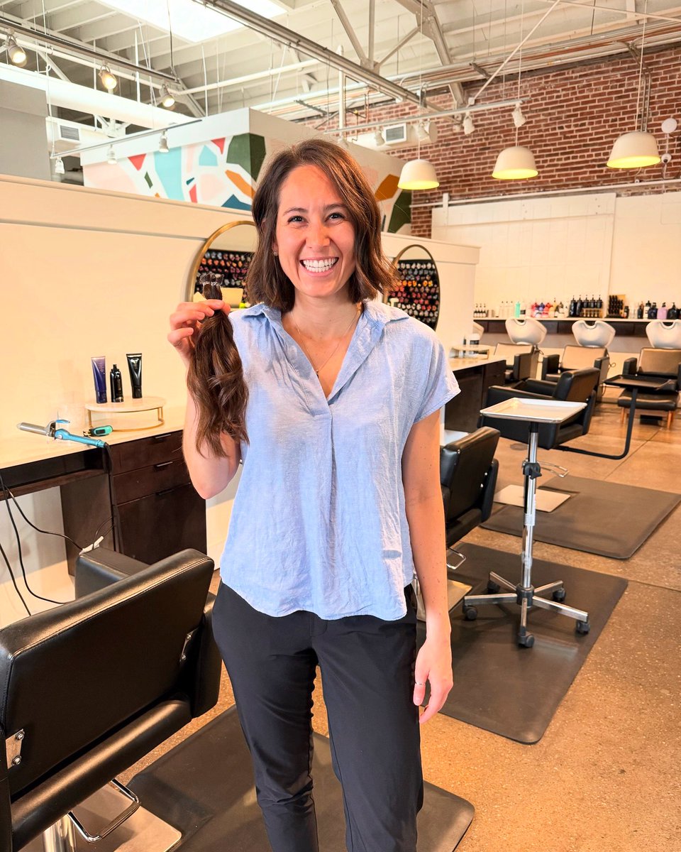 Jas (@jasnsgy) on Twitter photo Took the plunge again with another chop to donate this Christmas-thanks for doing such a lovely job @kizzieklhair (IG) @TheCollectiveBham (IG) Hope you all enjoy the holiday season and find your own little way to give back!
uab.edu/medicine/neuro…
<a href="/NeurosurgeryUab/">UAB Neurosurgery</a> Took the plunge again with another chop to donate this Christmas-thanks for doing such a lovely job @kizzieklhair (IG) @TheCollectiveBham (IG) Hope you all enjoy the holiday season and find your own little way to give back!
uab.edu/medicine/neuro…
<a href="/NeurosurgeryUab/">UAB Neurosurgery</a>