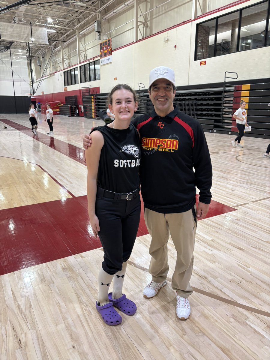 Evee Larson tweet media