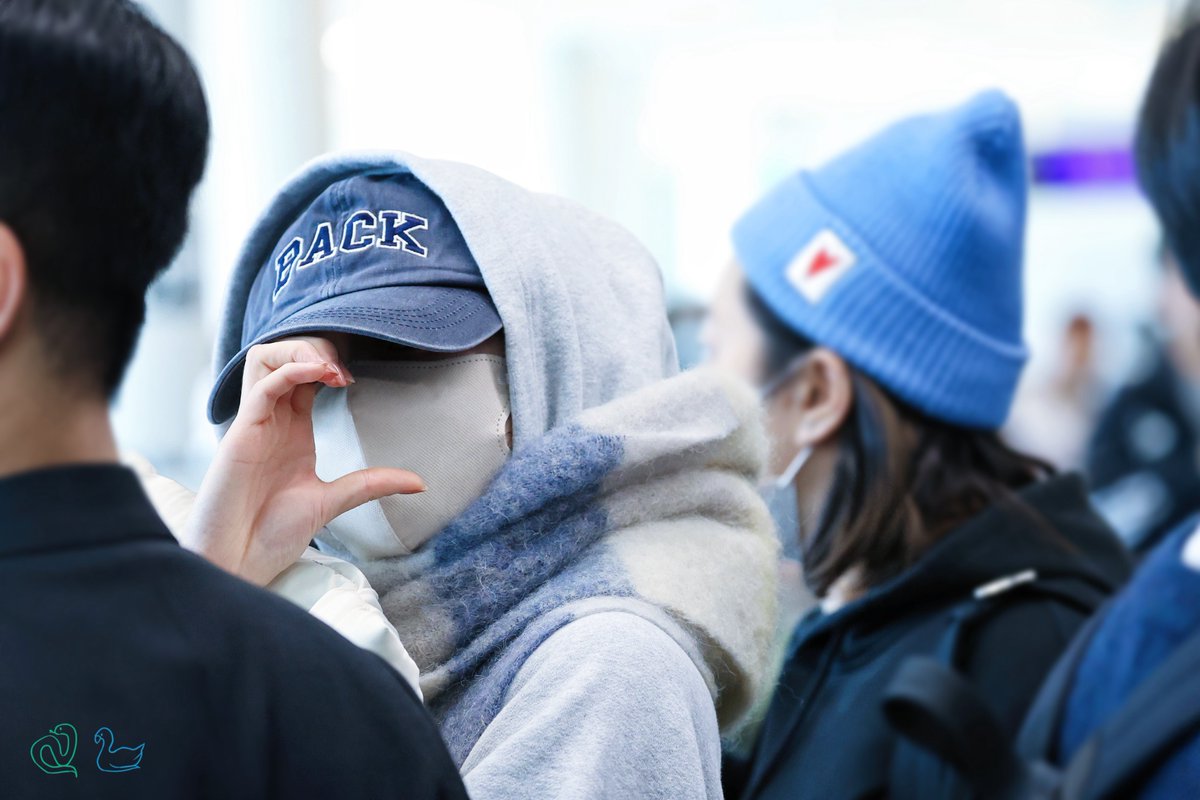 SHINEZ_shinez's tweet photo. 241216 HD  🫶🏻

#허윤진 #YUNJIN #ユンジン 
#LE_SSERAFIM #르세라핌 #ルセラフィム https://t.co/lQOf1BfUEA