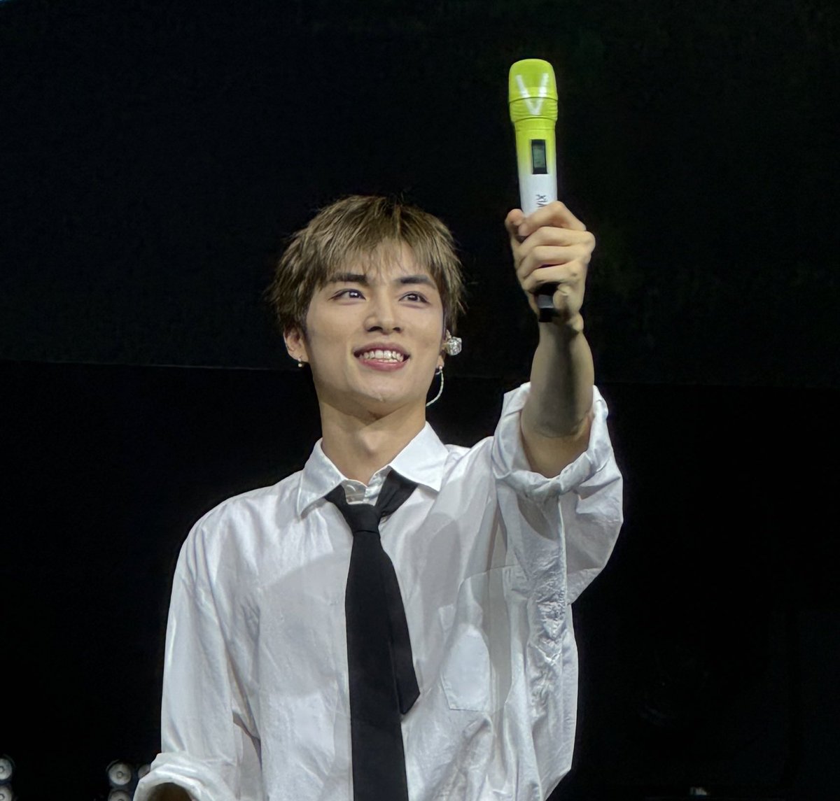 Vdevaquita's tweet photo. 🎤•°~★ #Xiaojun serving vocals: a thread🧵 https://t.co/IkjycBPkPf