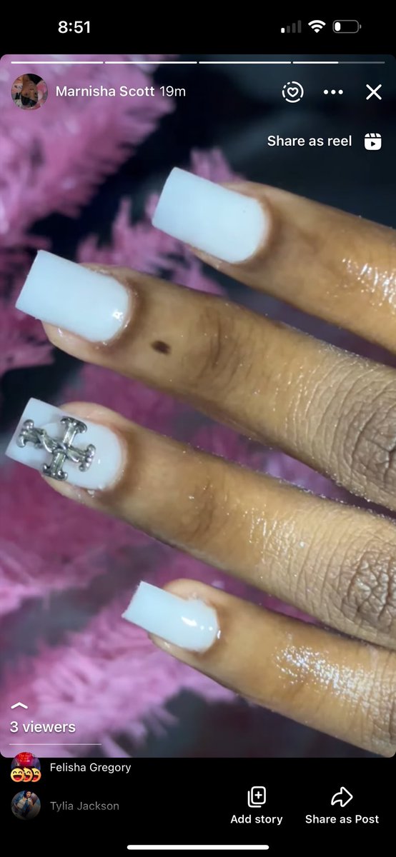 _Marnisha's tweet image. Today was pink and white day idk 😭💀