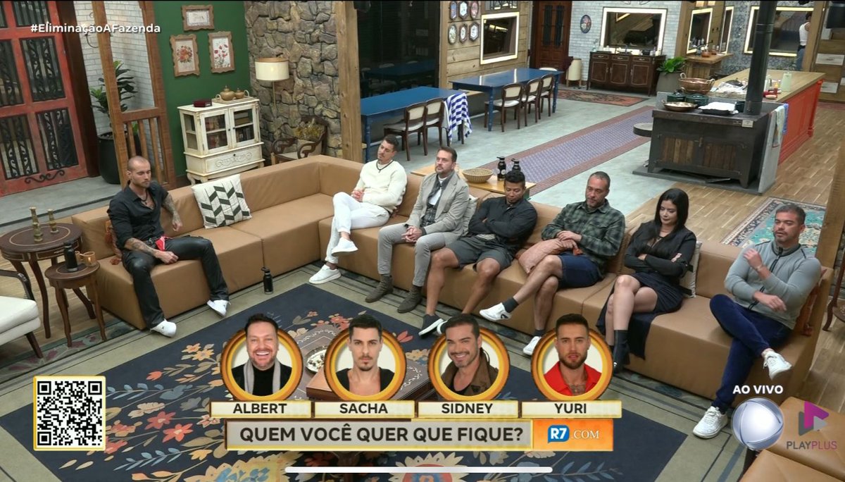 juninhobill7777's tweet photo. A edição de hoje, já está no ar...
#TeamJuninho #AFazenda 🚂🚂🚂 https://t.co/tQuTPnrdUM