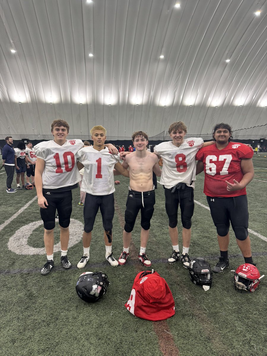 TJNewton18's tweet photo. Grateful to have been given the opportunity to try out with 150 of alberta’s best players this weekend in the senior bowl! https://t.co/F2OoPaz7hS