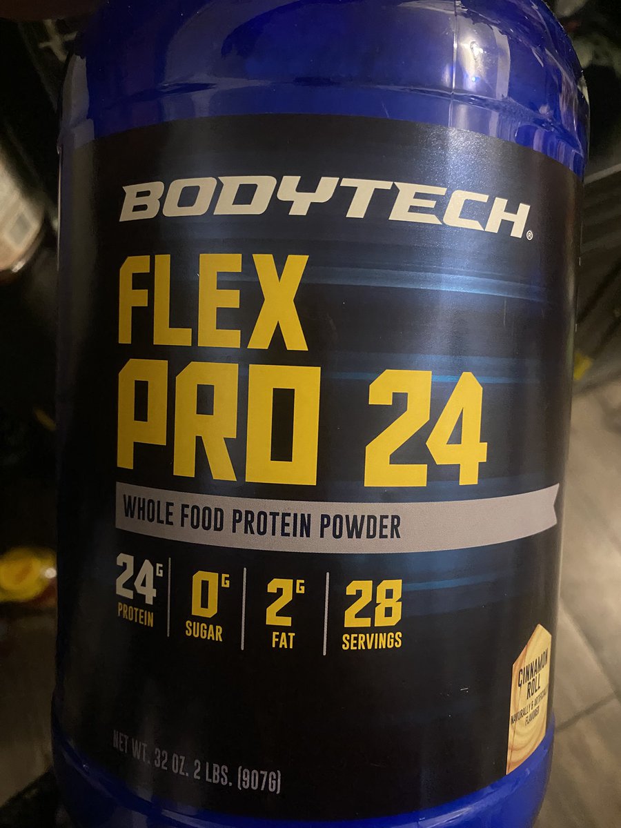 stagecharm's tweet photo. @VitaminShoppe I body this product a day ago and it taste like medicine far from “Cinnamon Roll” https://t.co/Mh7mmC83c2