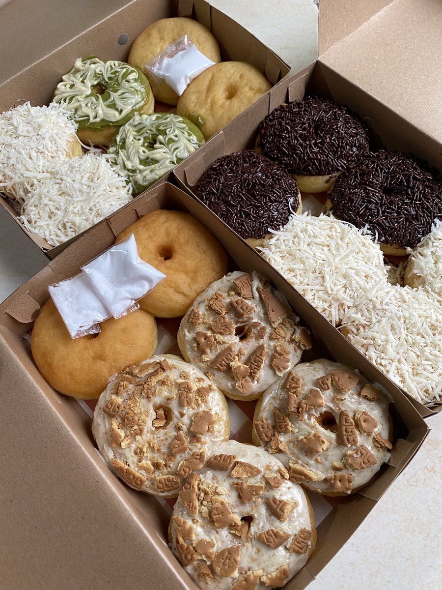 We are back!🌟

Pengiriman hanya Sidoarjo yaa. Order bisa langsung ke Whatsapp di bio😉