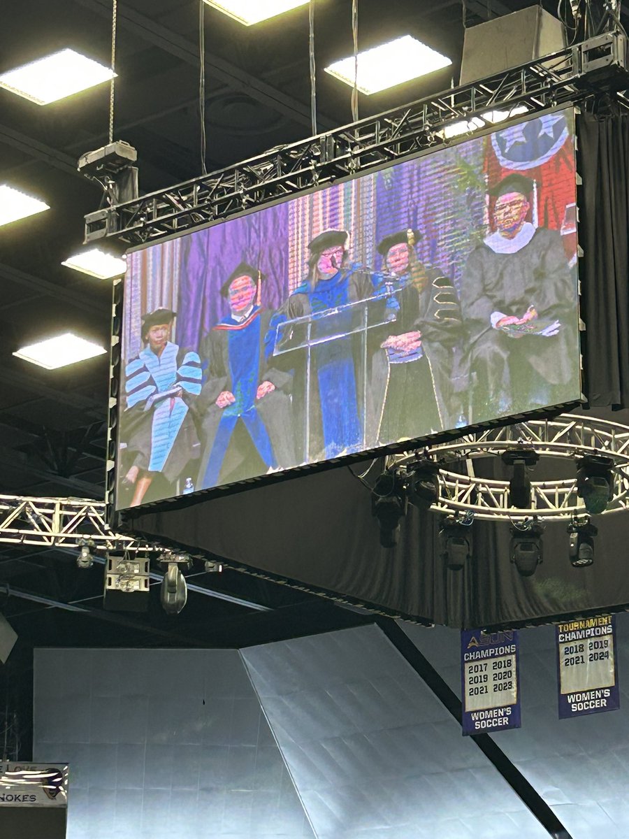 TheStudioLLCTn's tweet photo. Dr. Pam gave an incredible charge speech to the graduating class as well! Congratulations Dr. Pamela Scretchen you were born to shine!!!! We need more Dr. Pam’s in this world! If you know her, you know she is an legend. She is the best BCBA ever!!!! https://t.co/ogEaVcUeHV
