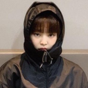 2216_zip's tweet photo. like gf like bf
#jenbin https://t.co/7WmlAtUMv5