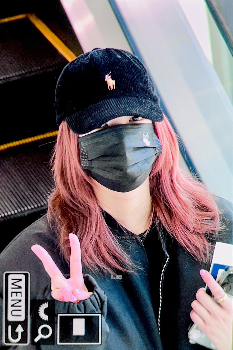 lc_cjs's tweet photo. 241216 집 ㄱㄱ #ITZY #있지 #LIA #리아 https://t.co/VpMRta78r3