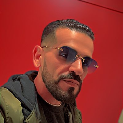 Limka33's tweet photo. #NouvellePhotoDeProfil https://t.co/QiVadLp9bn