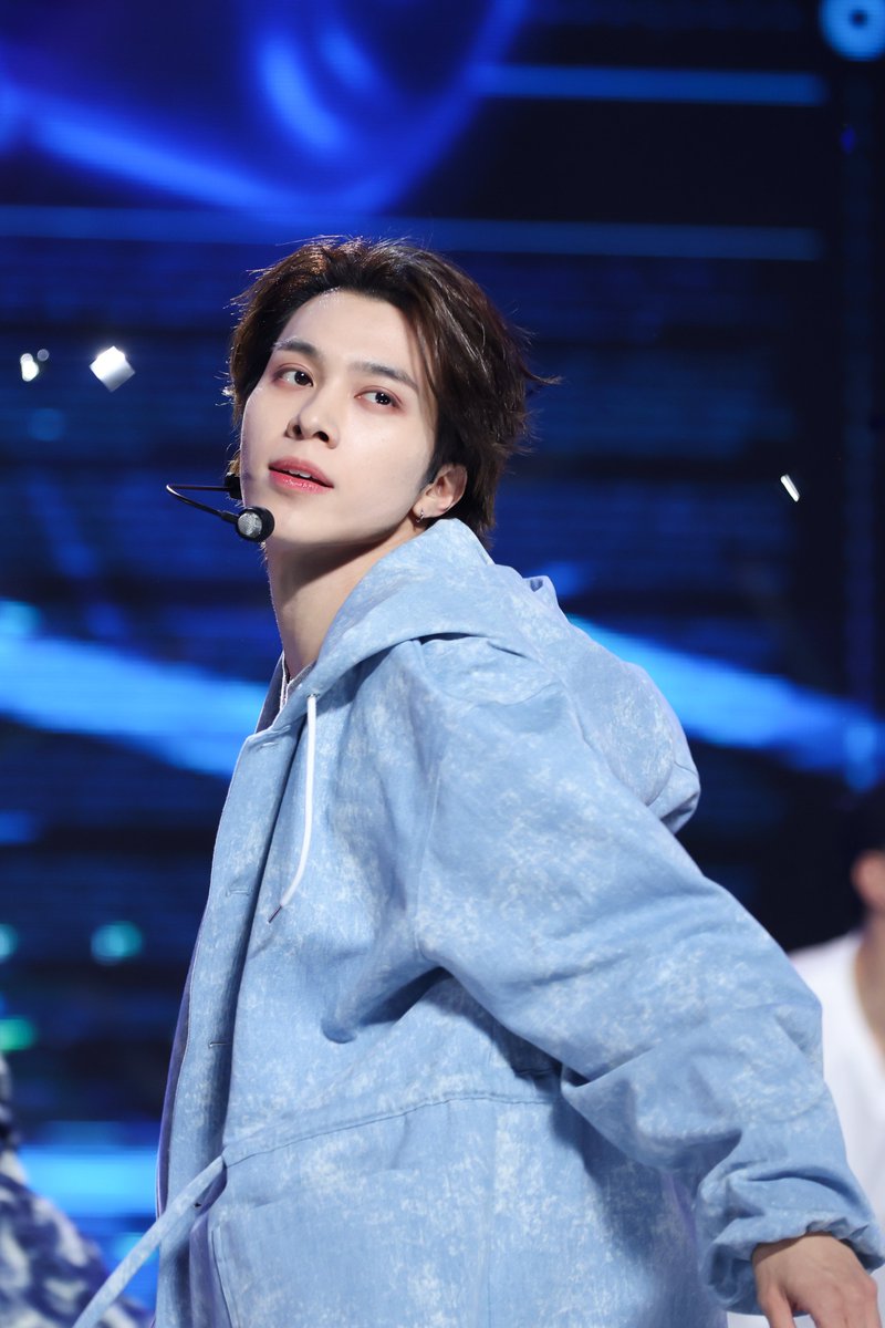 mbcplusm's tweet image. [쇼챔피언 현장포토]
▪︎WayV - HIGH FIVE ▪︎

High – Five – Five👋🏻👋🏻👋🏻

📷naver.me/5ssXuyvM
_
#쇼챔피언 #쇼챔 #ShowChampion
#ShowChampion #쇼챔피언
#WayV #威神V #FREQUENCY
#WayV_FREQUENCY
#HIGHFIVE
@WayV_official