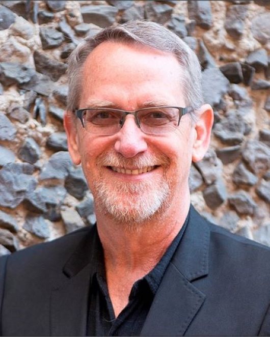 Prof Paul Young received the R.H. Roe Award for his outstanding contributions to teaching, research &amp;  community engagement at UQ. Prof Young is a respected Virology Professor with 4 decades of research in virus treatment and diagnostics. 
Read more - tinyurl.com/yn2fe766