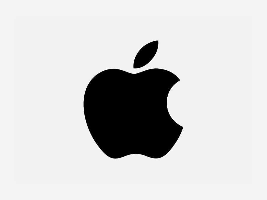Tech_Marcell's tweet photo. Apple's new vision according to @markgurman!  

With a larger foldable iPad that will be the same size as two iPad Pros!  

Expected to launch in 2028!  
#Apple #FoldableiPad https://t.co/Y1BzmkOgy5
