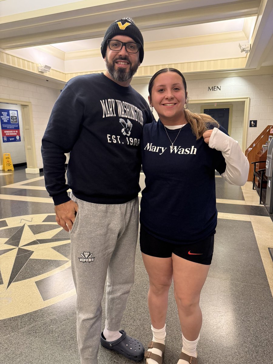 Spent the weekend with my future coaches at the UMW hitting clinic and The Battle of the Coaches! (Go Team Blue) Never a dull moment at UMW and I can’t wait to be back! <a href="/Hquallsumw/">Hannah Qualls</a> <a href="/coachsophie35/">Sophie Slemp</a> <a href="/CoachEchoAllred/">Echo Allred</a> <a href="/CoachFellman/">George Fellman</a> <a href="/UMWSoftball/">UMW Softball</a>